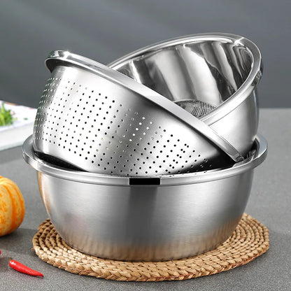 Stainless Steel Mixing Bowls & Strainer