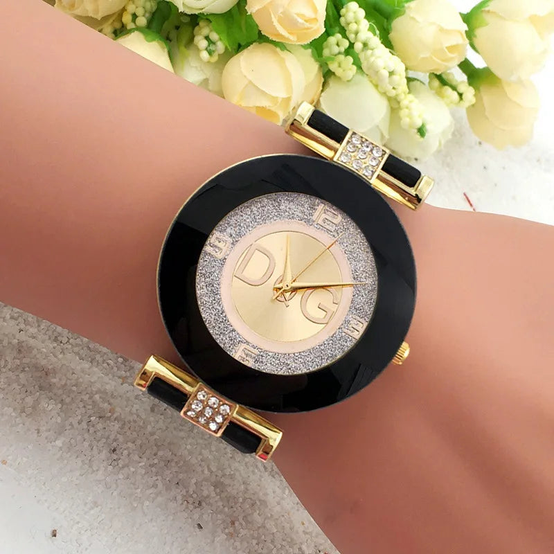 DQG Luxurious Ladies Quartz Watches Black And White